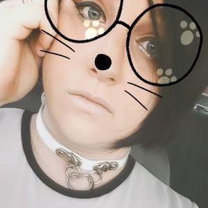 Meet your Posher, Alisa